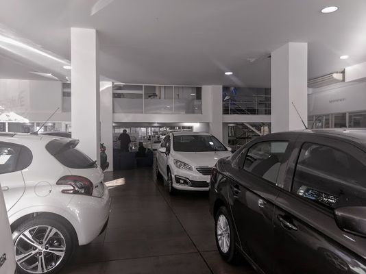 peugeot toulon sa
