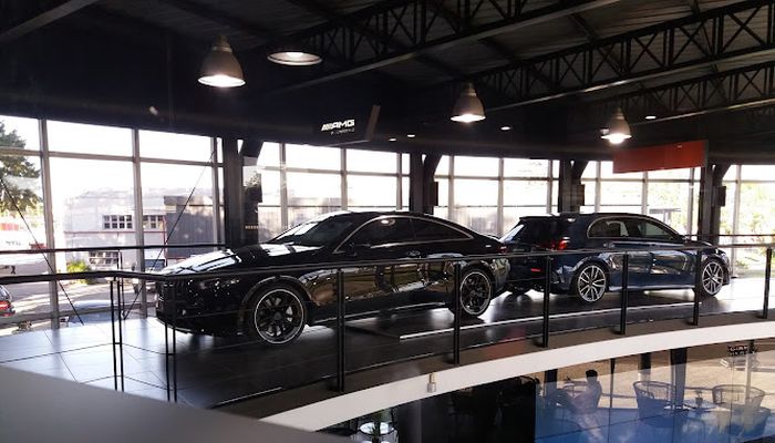 mercedes benz moreno